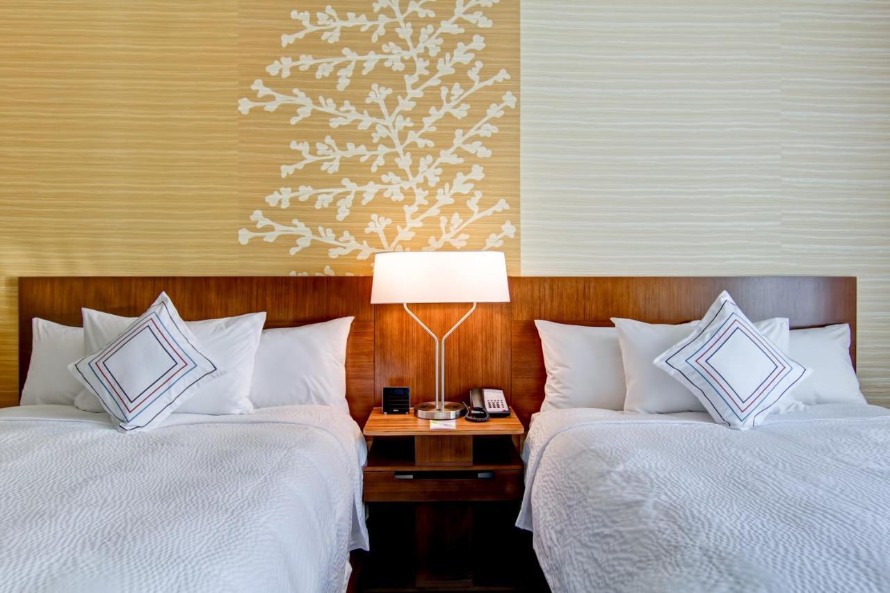 Fairfield Inn & Suites By Marriott Kamloops Exteriör bild