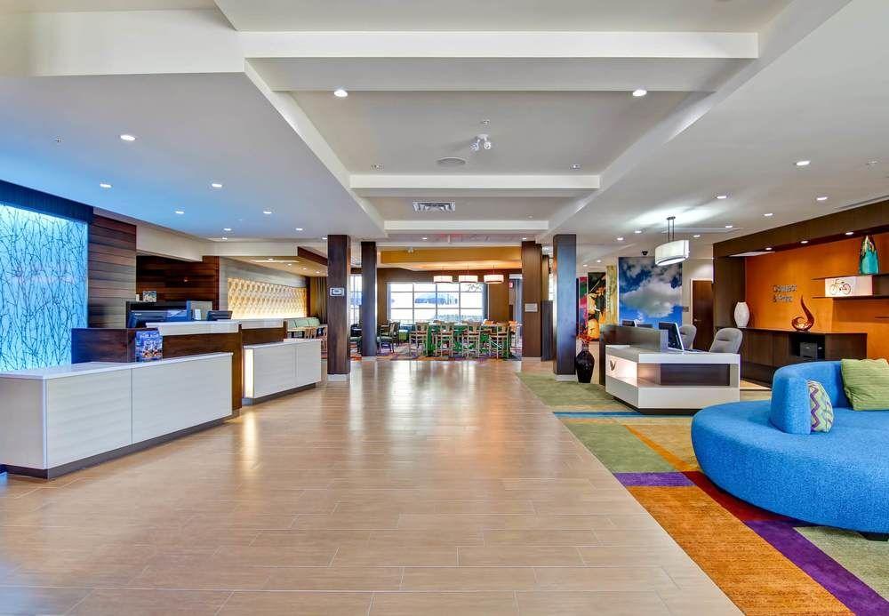 Fairfield Inn & Suites By Marriott Kamloops Exteriör bild