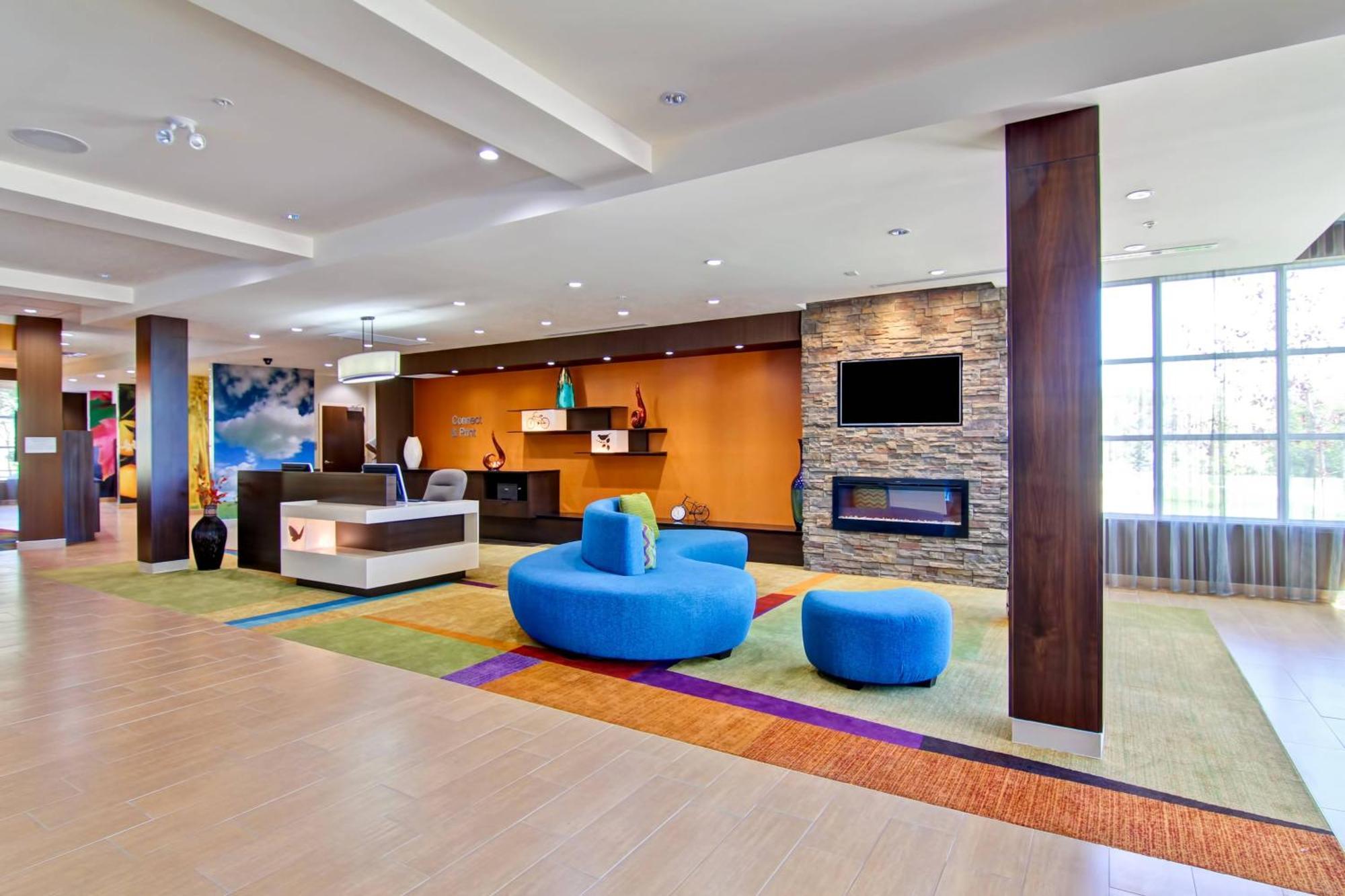 Fairfield Inn & Suites By Marriott Kamloops Exteriör bild
