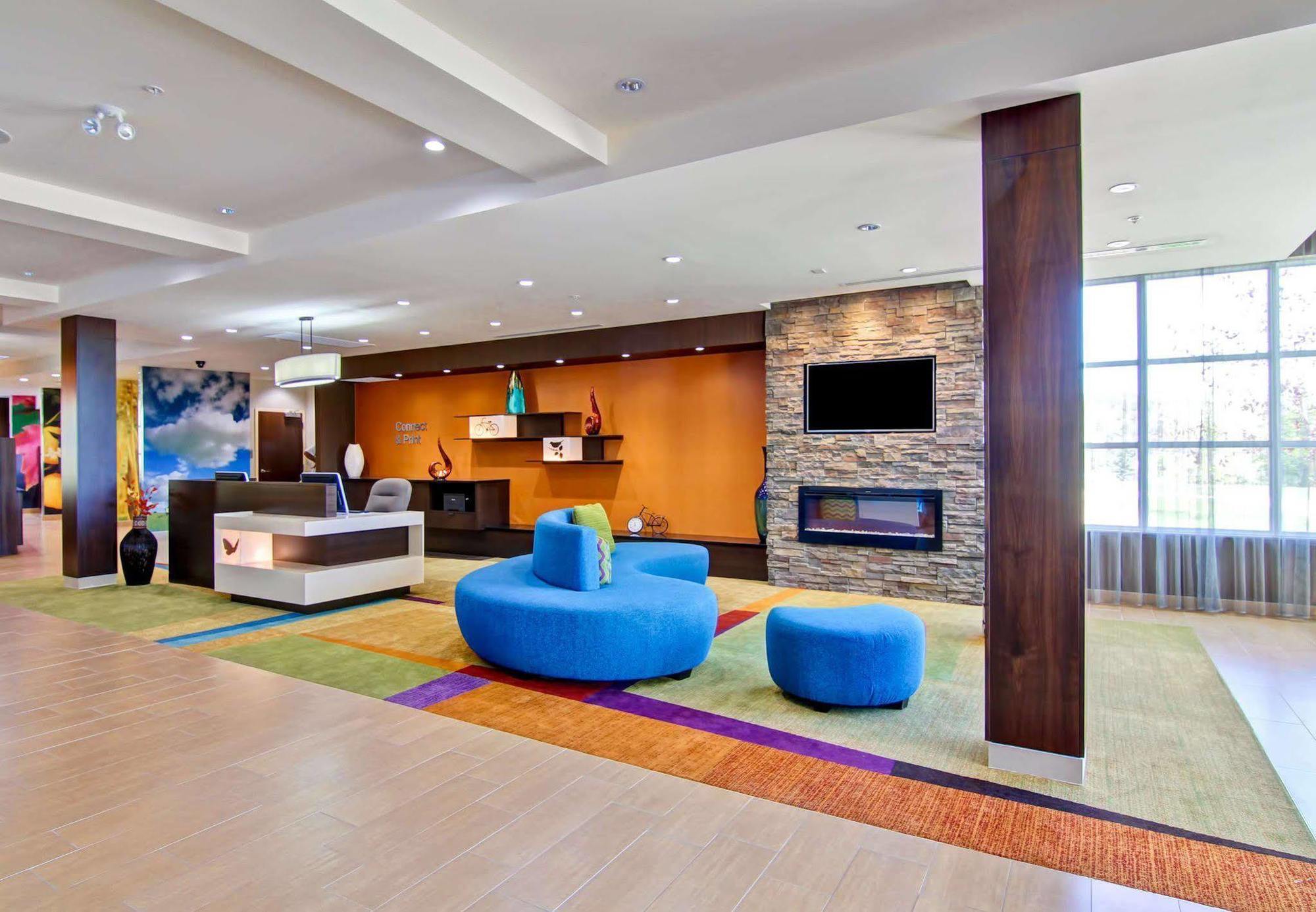 Fairfield Inn & Suites By Marriott Kamloops Exteriör bild